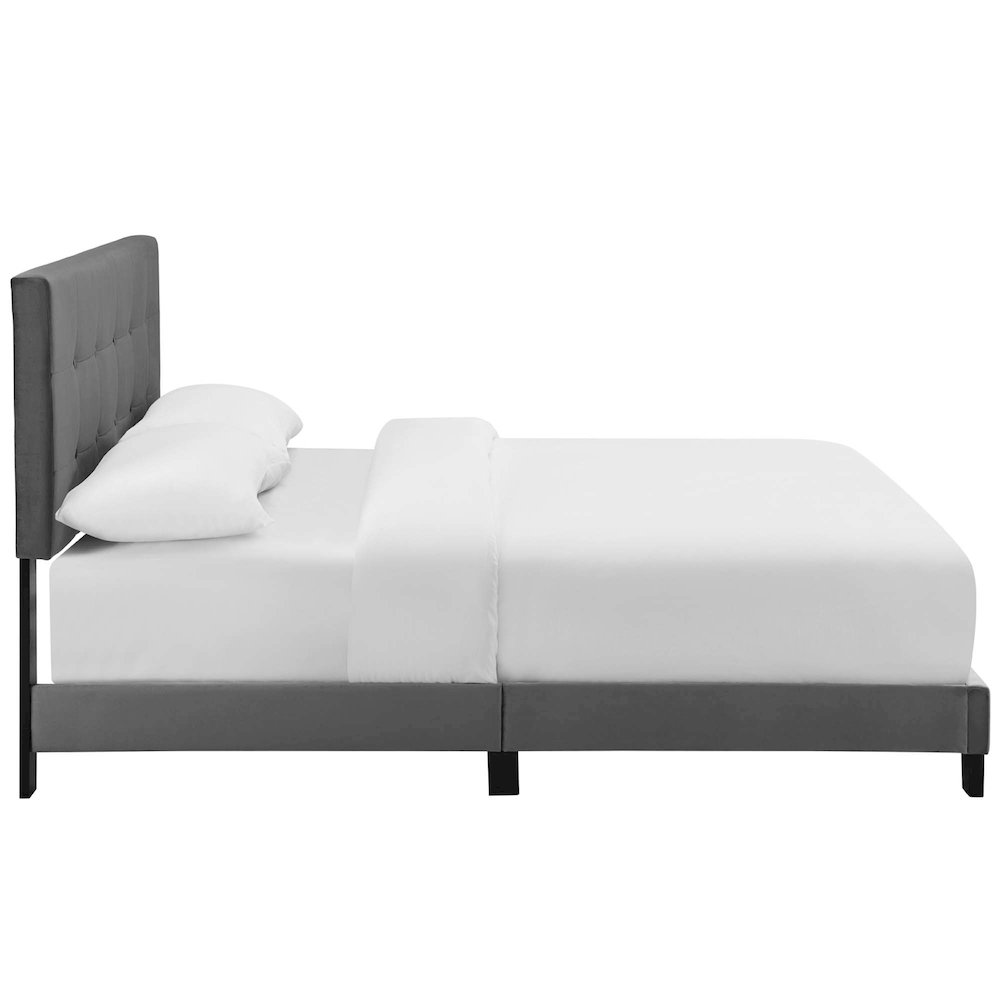 Amira Performance Velvet Full Bed. Picture 4