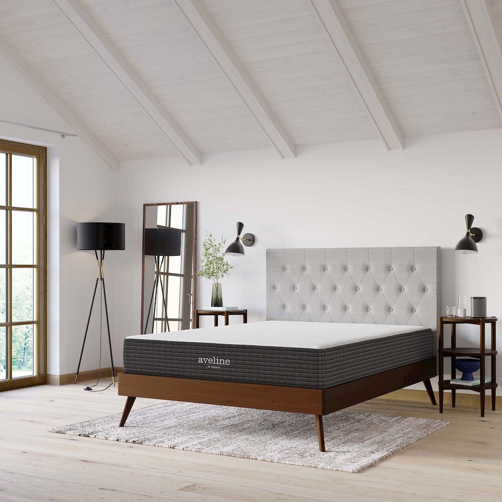 Aveline 10" California King Mattress. Picture 16