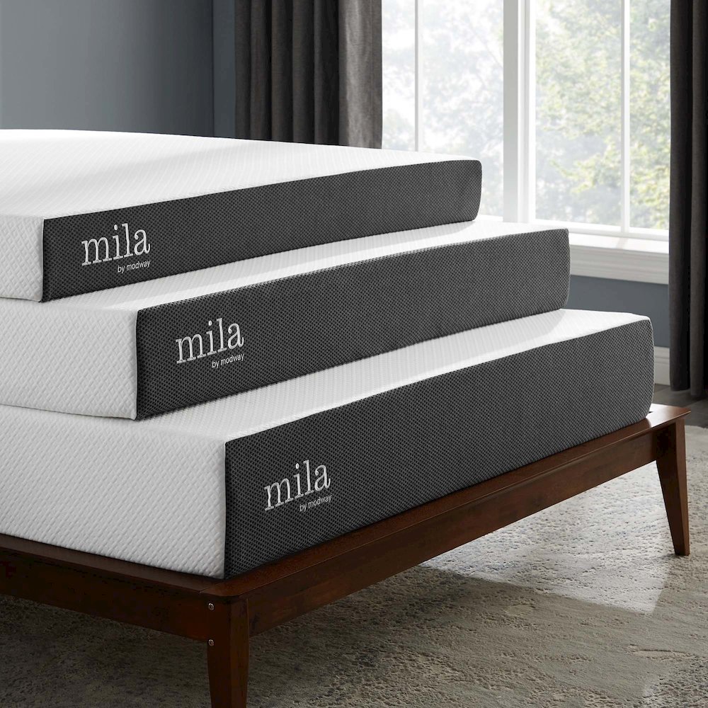 Mila 10" Queen Mattress. Picture 9