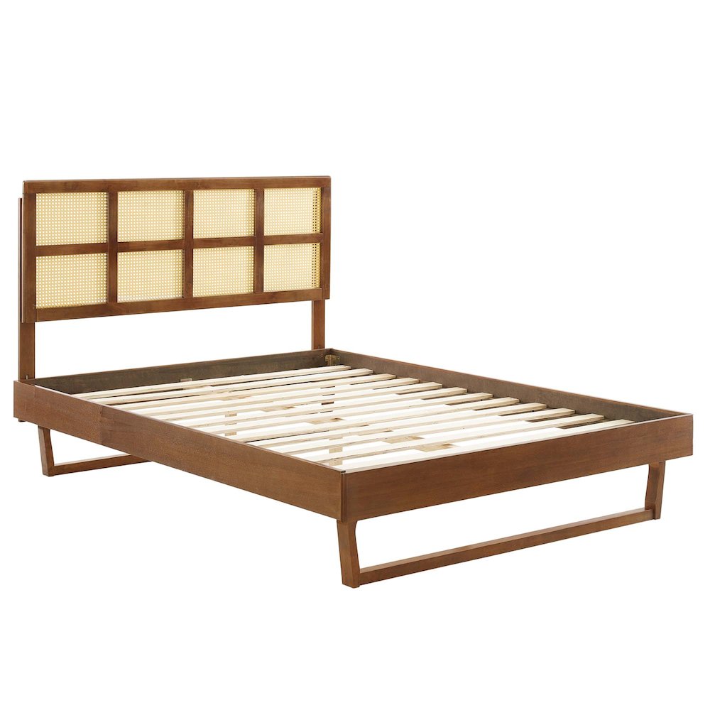Sidney Cane and Wood Queen Platform Bed With Angular Legs. Picture 3