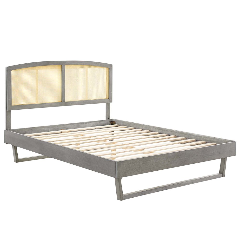 Sierra Cane and Wood Queen Platform Bed With Angular Legs. Picture 3
