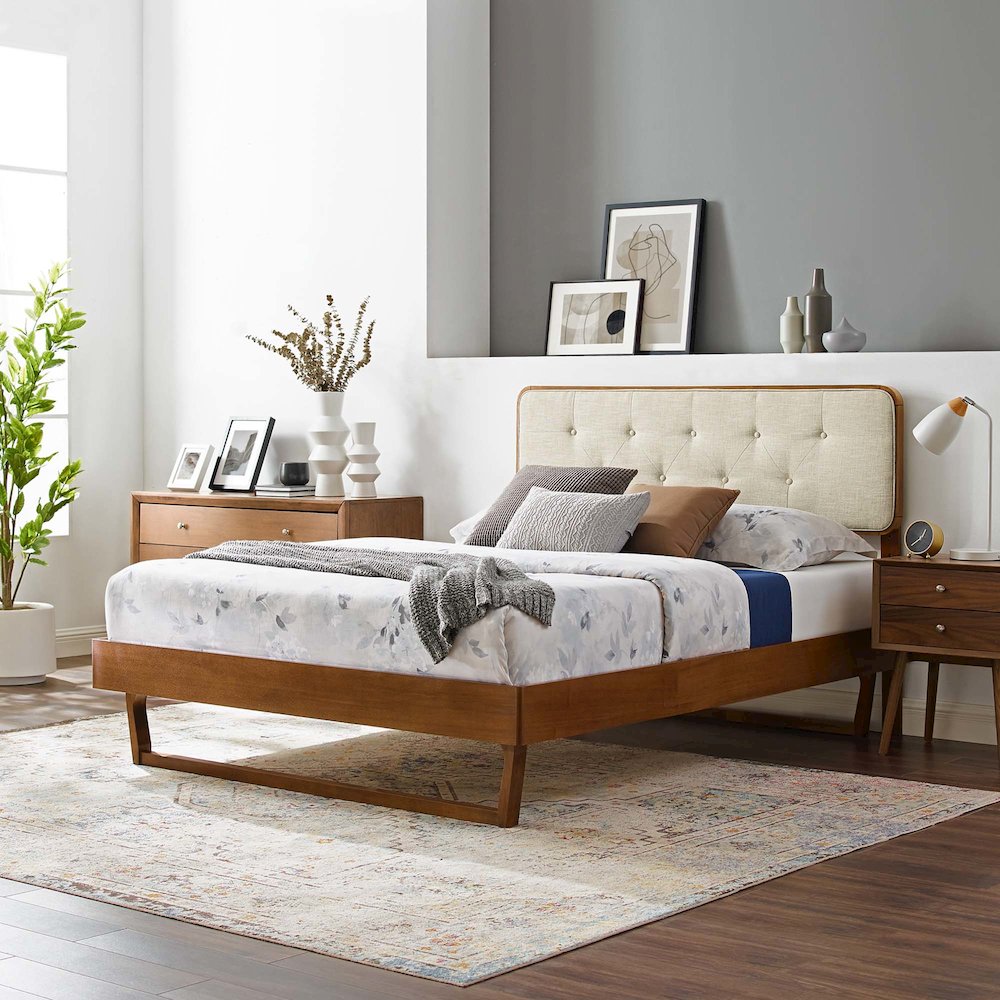 Bridgette Wood Full Platform Bed With Angular Frame. Picture 8