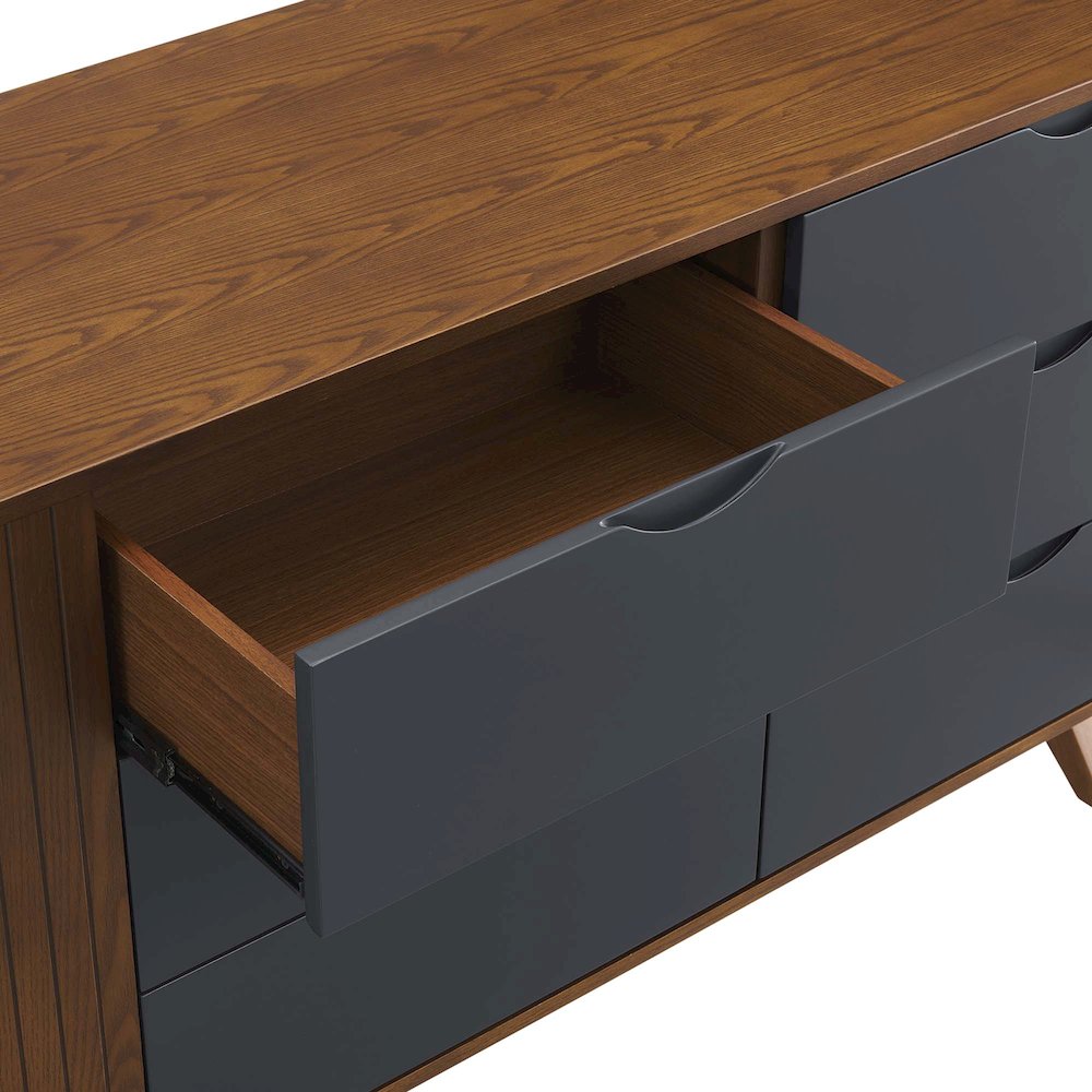 Dylan Dresser. Picture 4