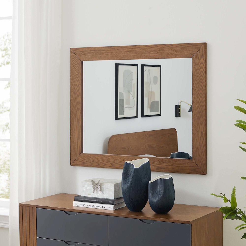 Dylan Mirror. Picture 3