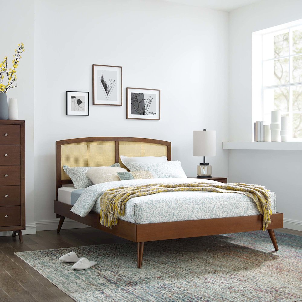 Sierra Cane and Wood King Platform Bed With Splayed Legs. Picture 7