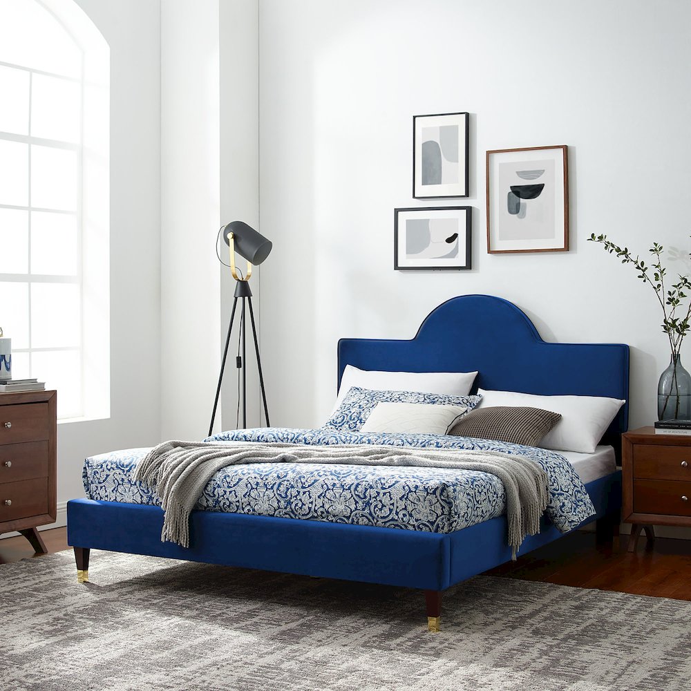 Aurora Performance Velvet Full Bed. Picture 7