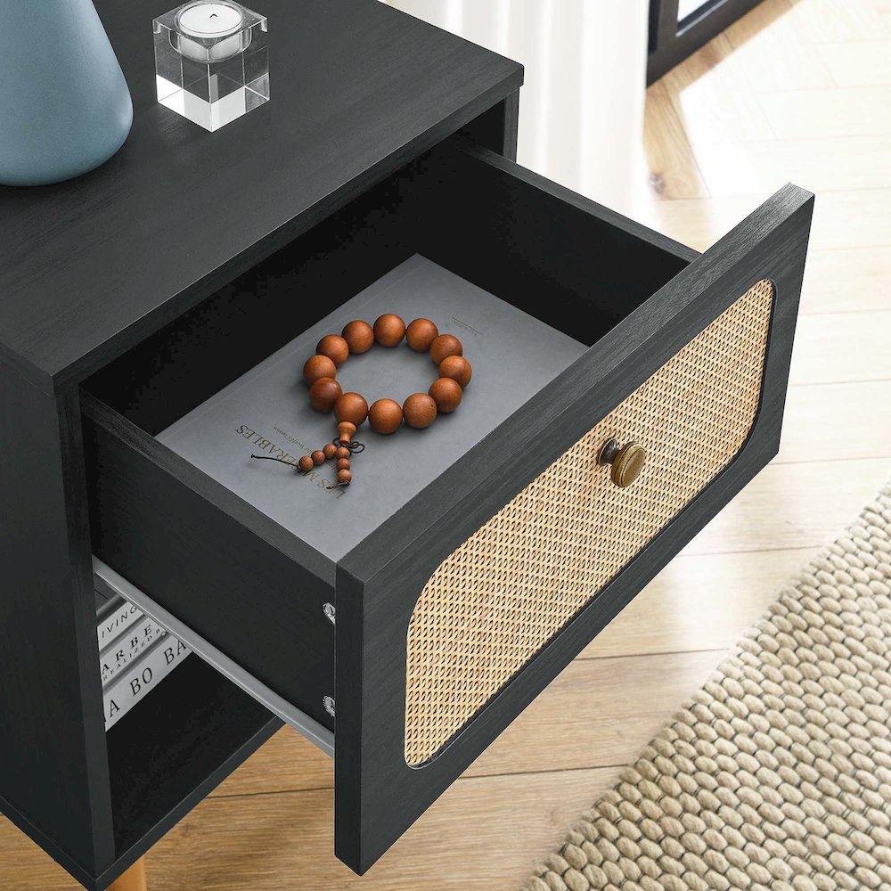 Chaucer Nightstand. Picture 7