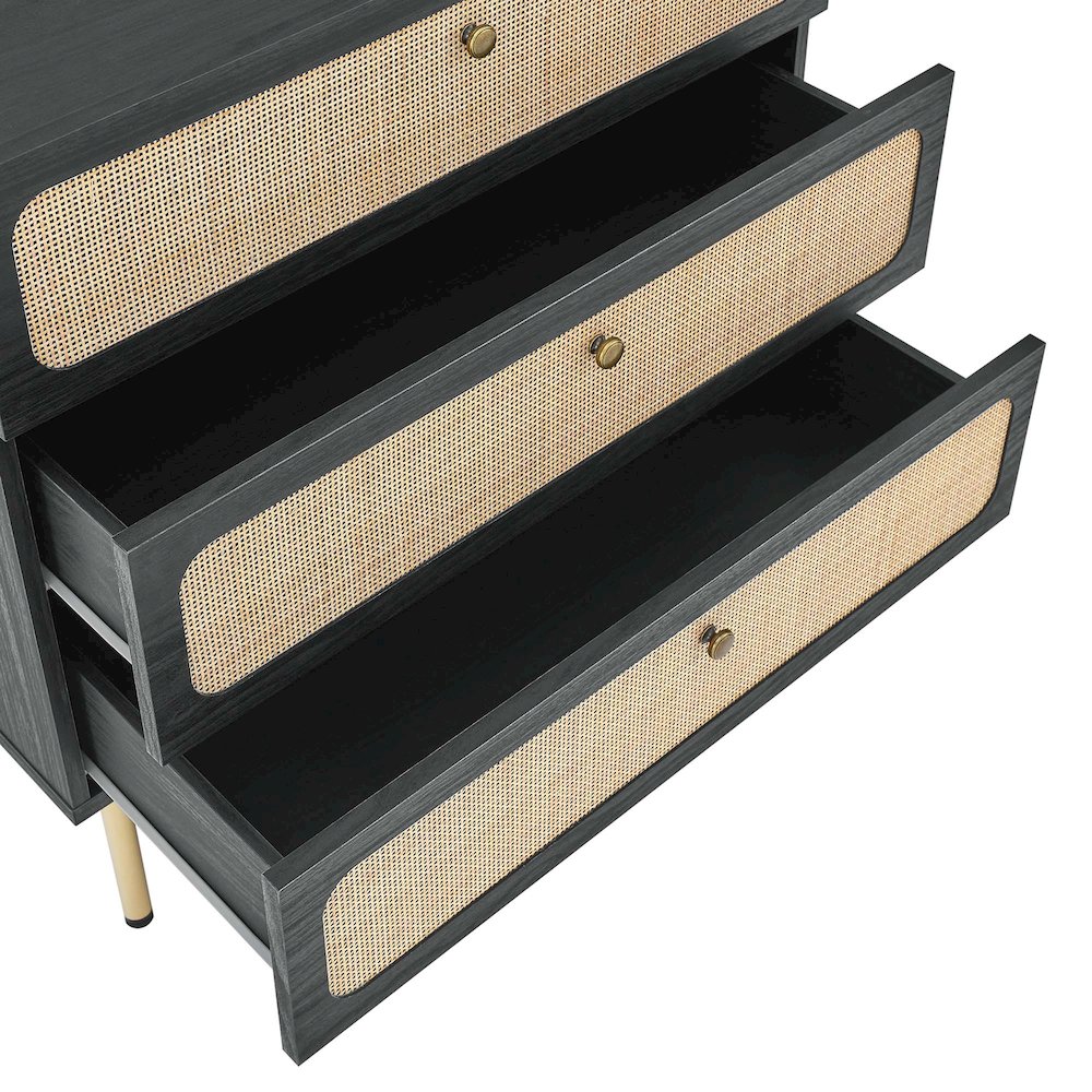 Chaucer 3-Drawer Chest. Picture 5