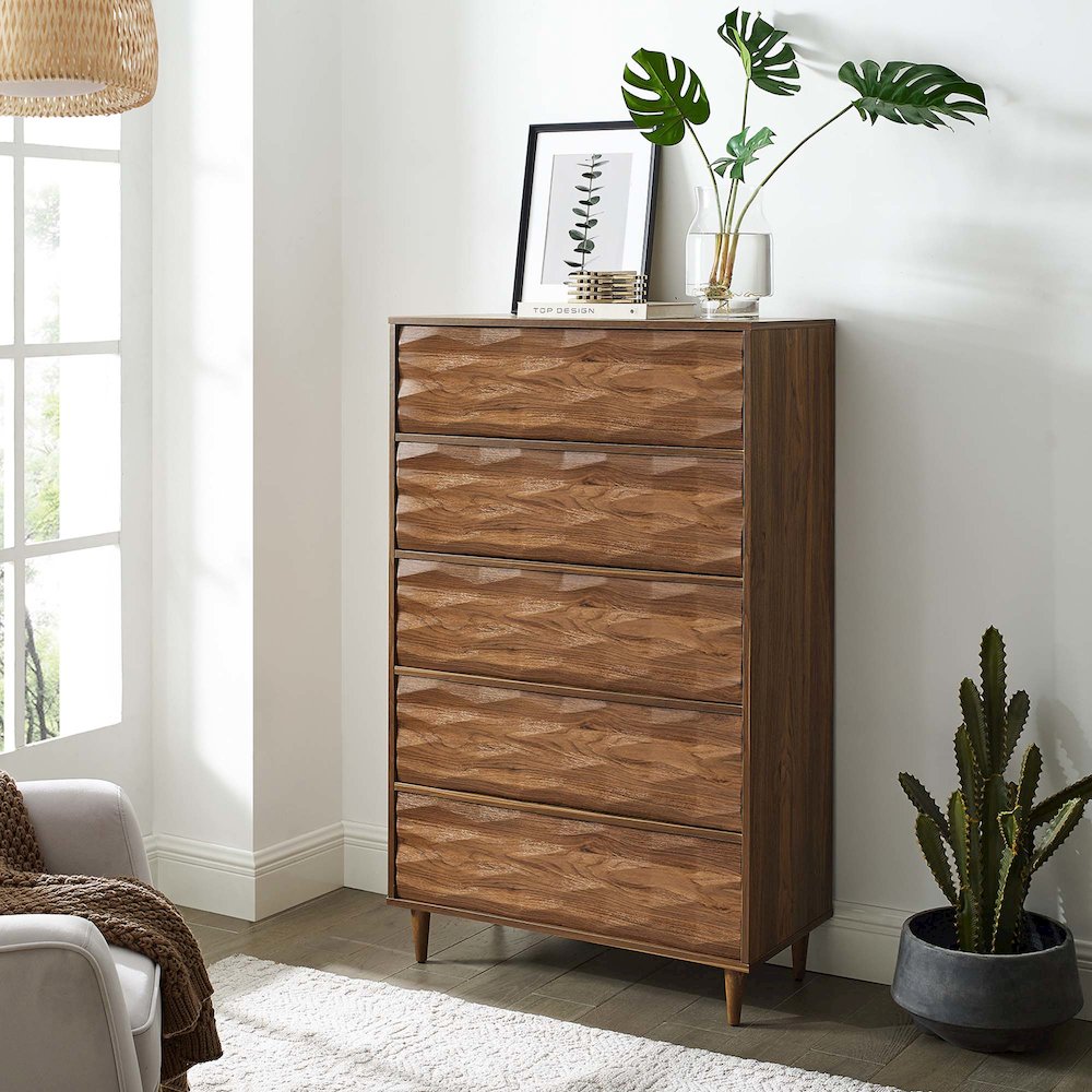 Vespera 5-Drawer Chest. Picture 8