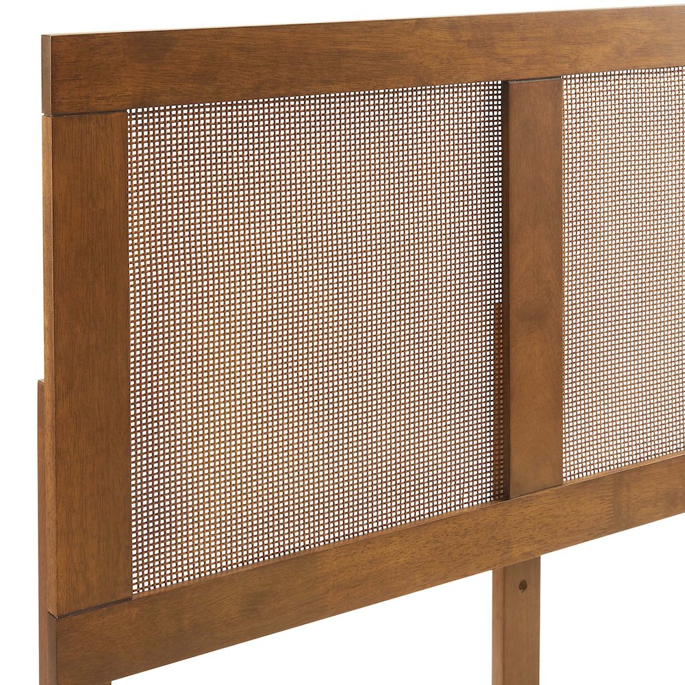 Sirocco Rattan and Wood Full Platform Bed. Picture 9