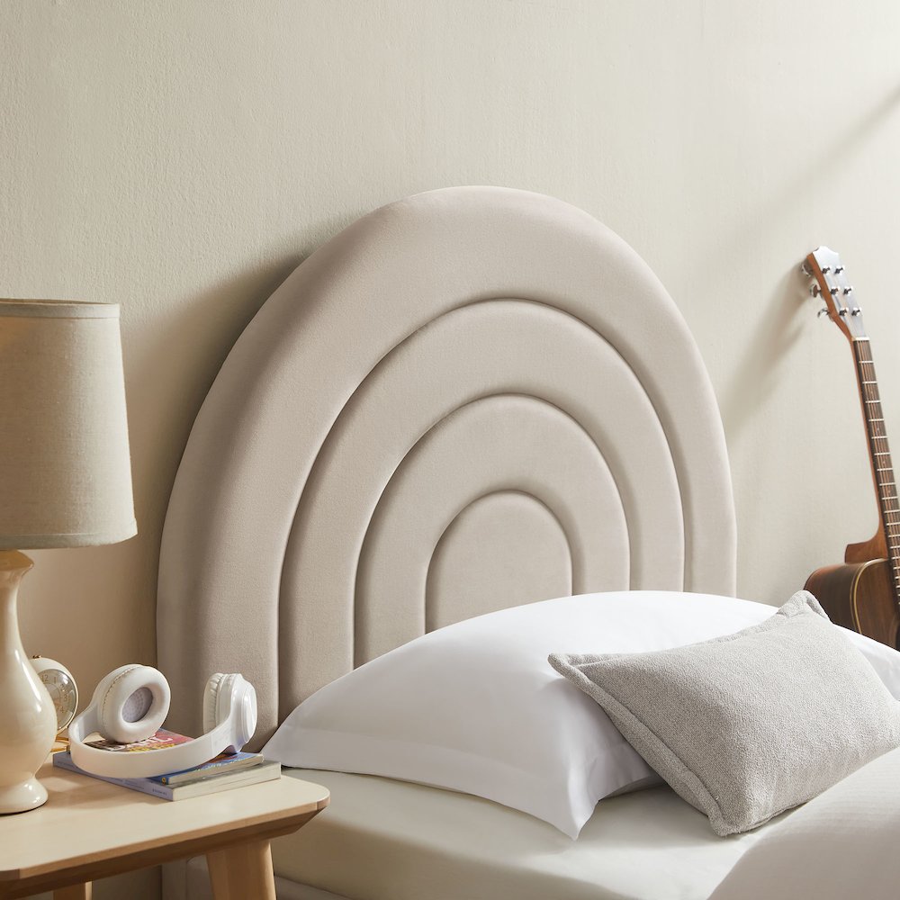 Solana Arched Performance Velvet Twin Platform Bed. Picture 9