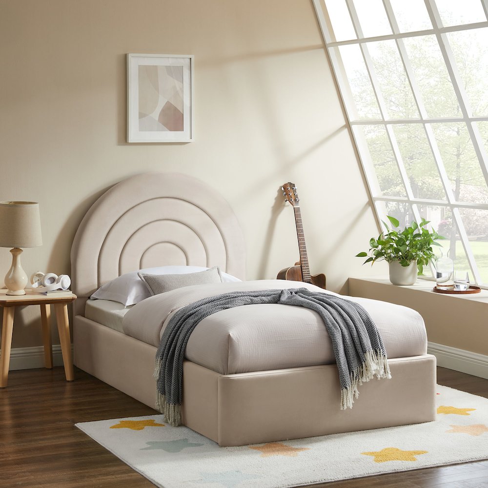 Solana Arched Performance Velvet Twin Platform Bed. Picture 8