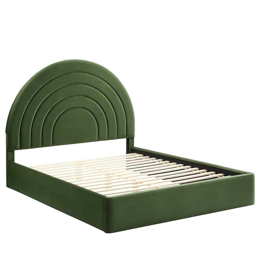 Solana Arched Performance Velvet King Platform Bed. Picture 4