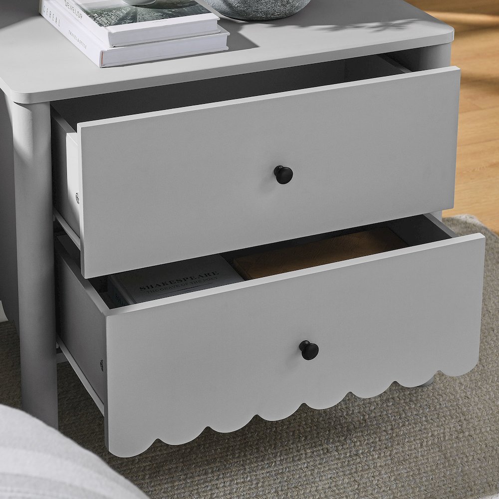 Emmeline Scalloped 2-Drawer Nightstand. Picture 9