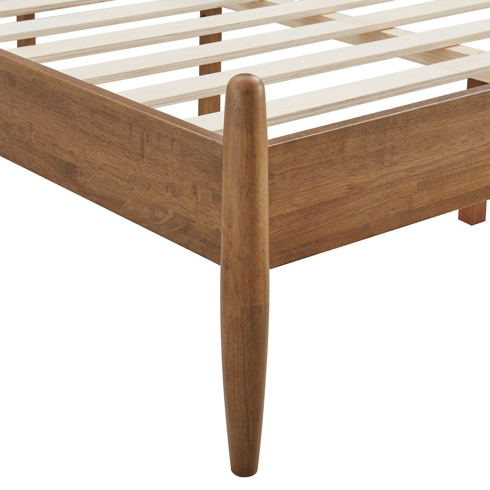 Zane King Size Spindle Bed. Picture 7