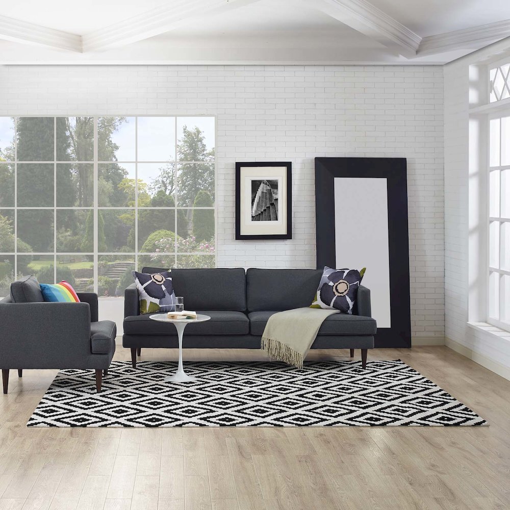 Alika Abstract Diamond Trellis 8x10 Area Rug. Picture 5