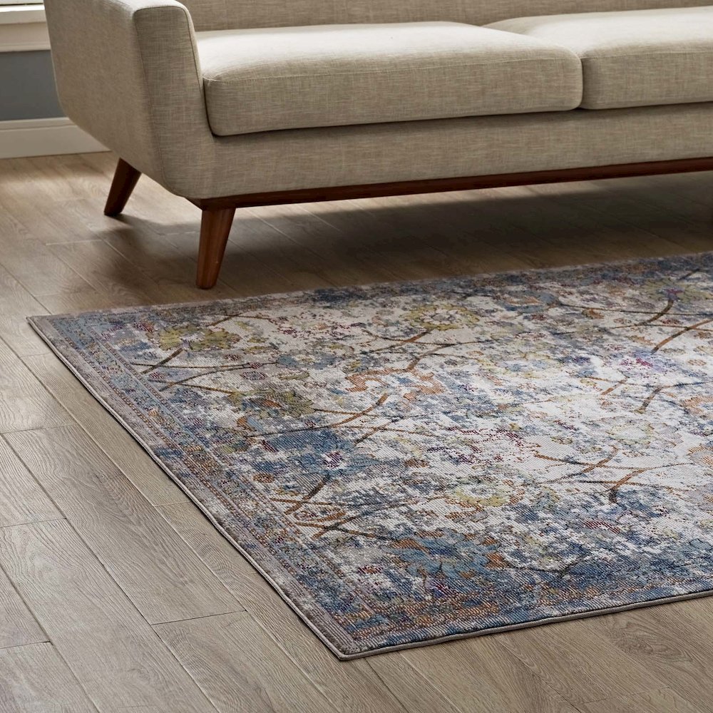 Minu Distressed Floral Lattice 4x6 Area Rug. Picture 7