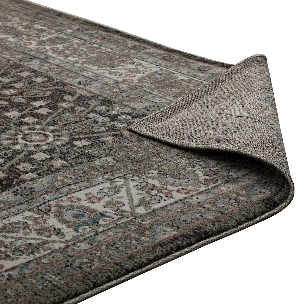 Berit Distressed Vintage Floral Lattice 5x8 Area Rug. Picture 4
