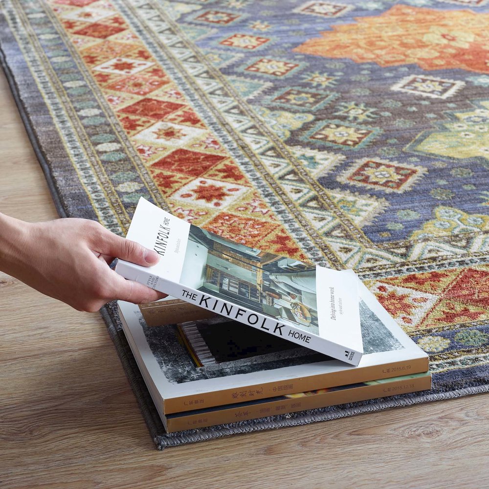 Atzi Distressed Southwestern Diamond Floral 8x10 Area Rug. Picture 8