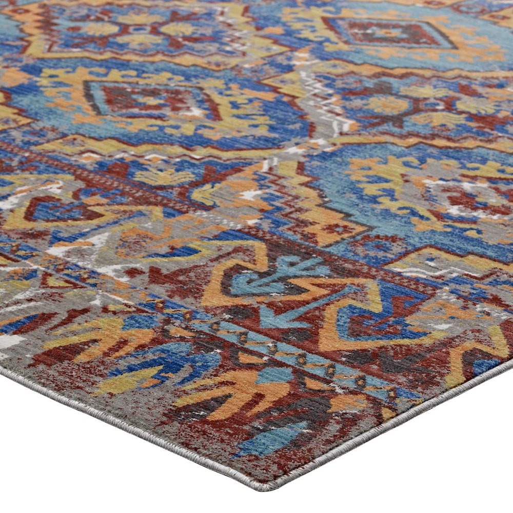 Centehua Distressed Southwestern Aztec 4x6 Area Rug. Picture 3