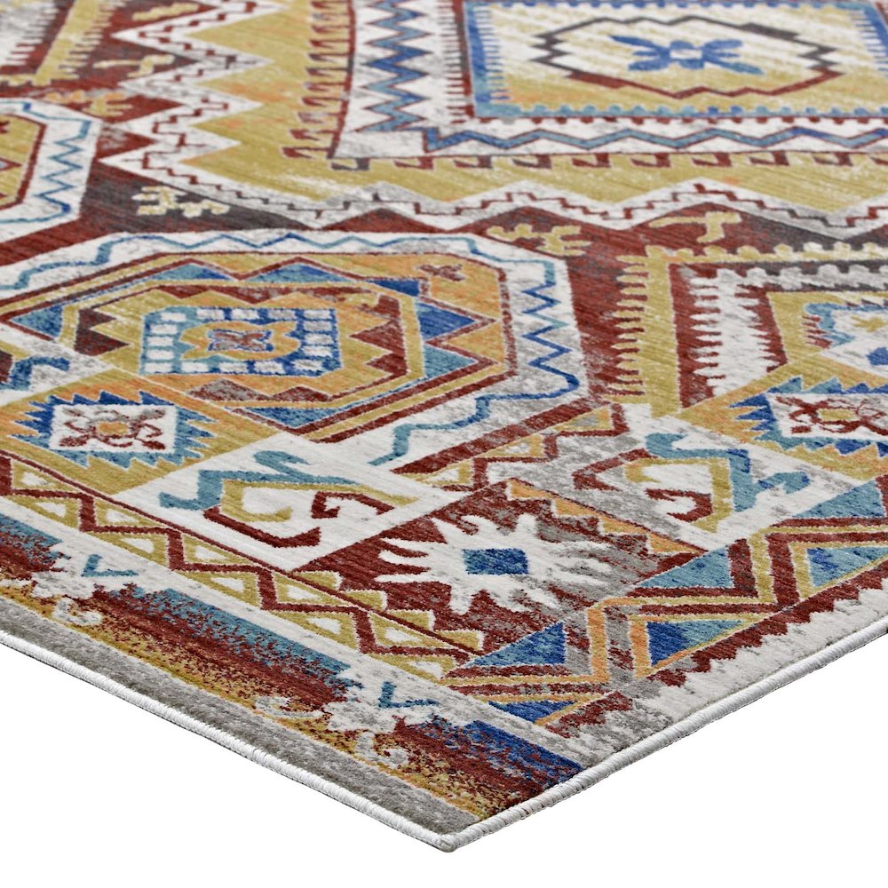 Florita Distressed Southwestern Aztec 4x6 Area Rug. Picture 3