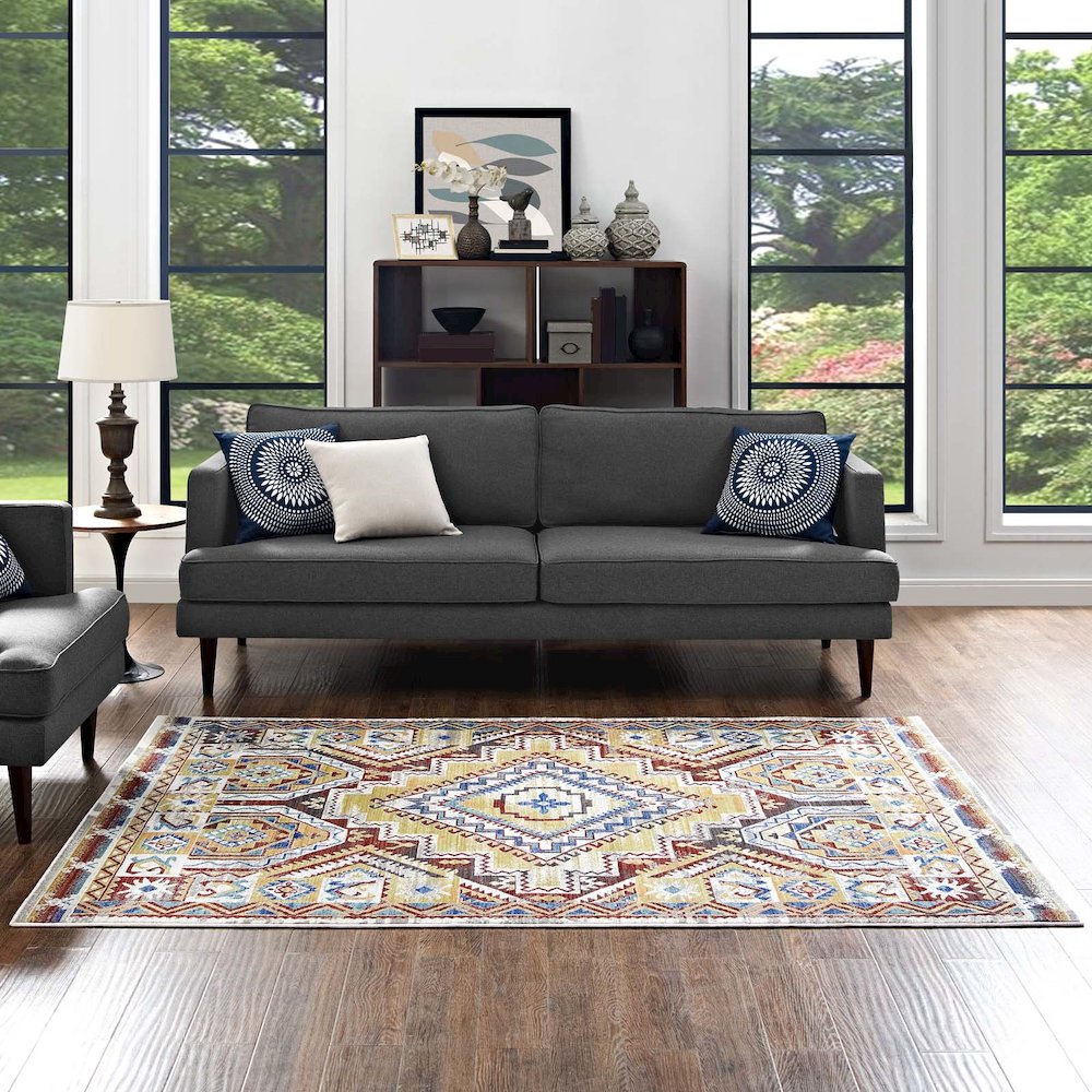Florita Distressed Southwestern Aztec 4x6 Area Rug. Picture 6