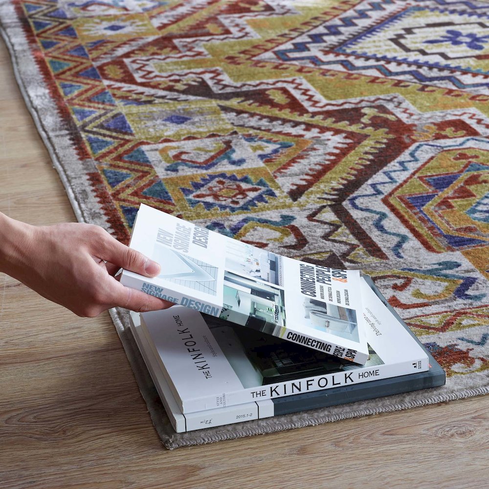 Florita Distressed Southwestern Aztec 5x8 Area Rug. Picture 8