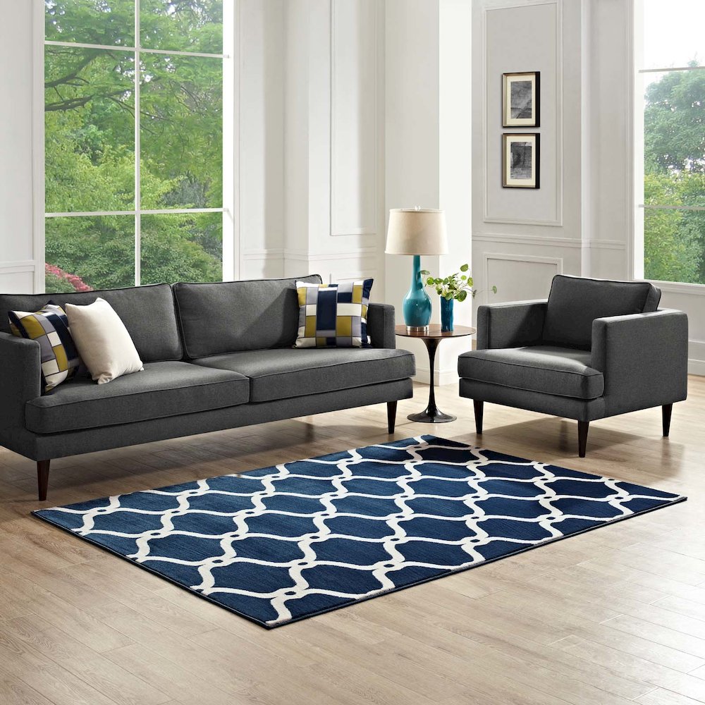 Beltara Chain Link Transitional Trellis 8x10 Area Rug. Picture 5