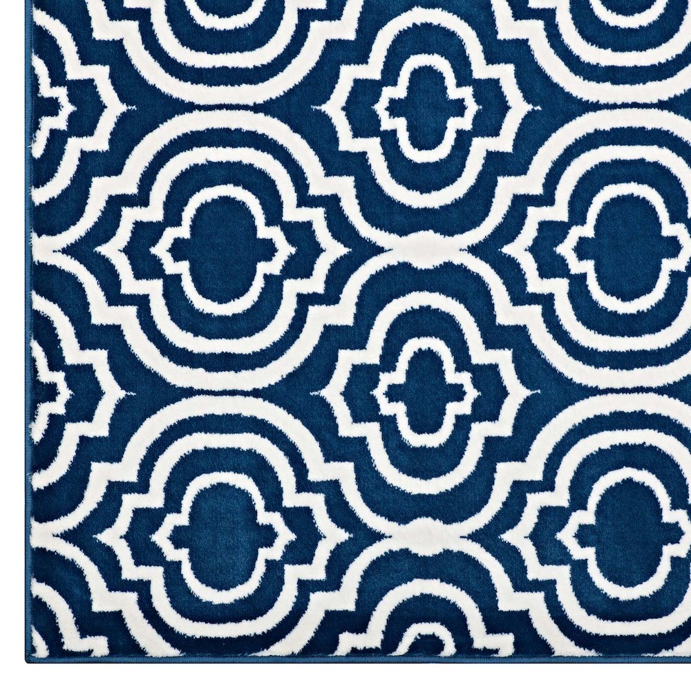 Frame Transitional Moroccan Trellis 5x8 Area Rug. Picture 2
