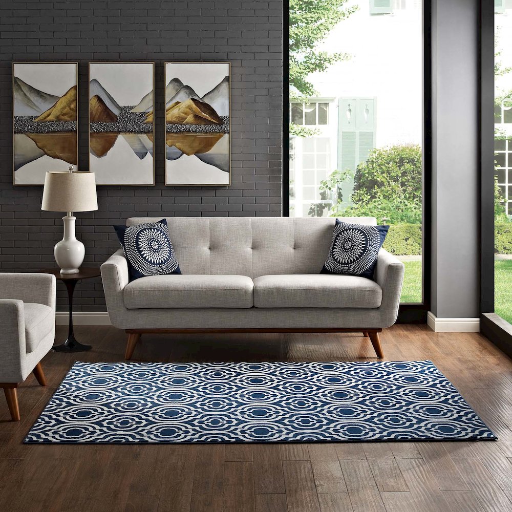 Frame Transitional Moroccan Trellis 5x8 Area Rug. Picture 6