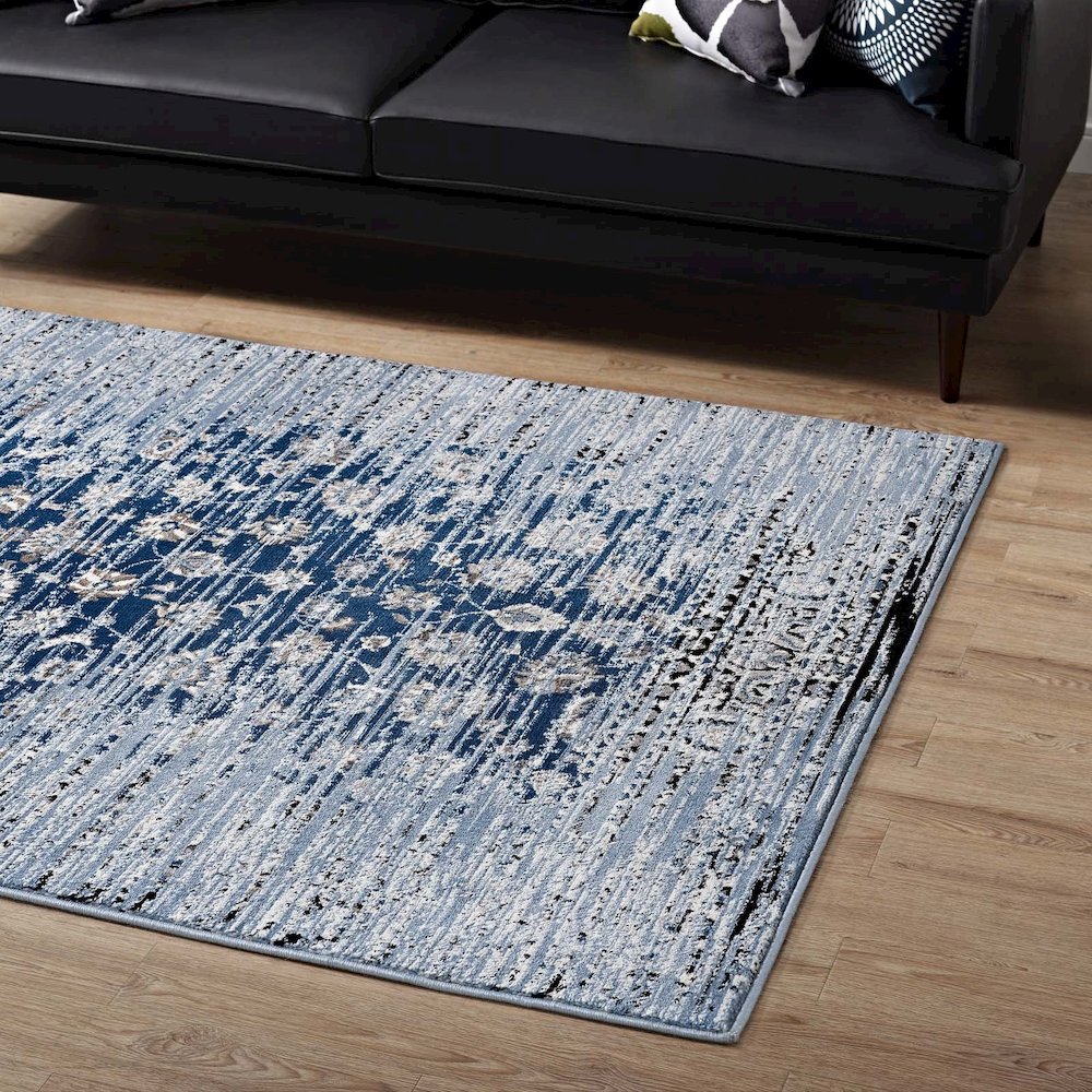 Chiara Distressed Floral Lattice Contemporary 5x8 Area Rug. Picture 7