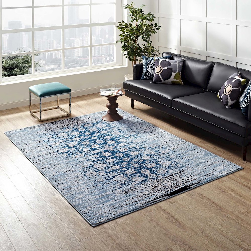 Chiara Distressed Floral Lattice Contemporary 5x8 Area Rug. Picture 5