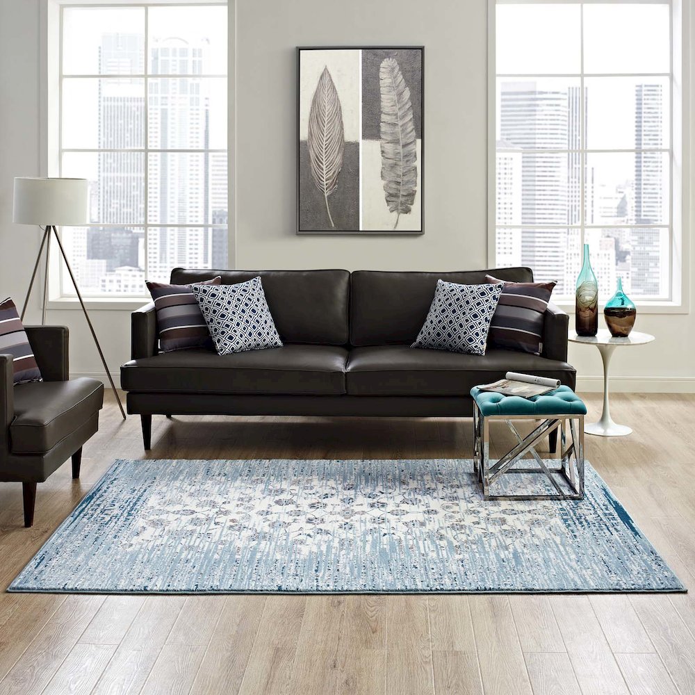 Chiara Distressed Floral Lattice Contemporary 5x8 Area Rug. Picture 6