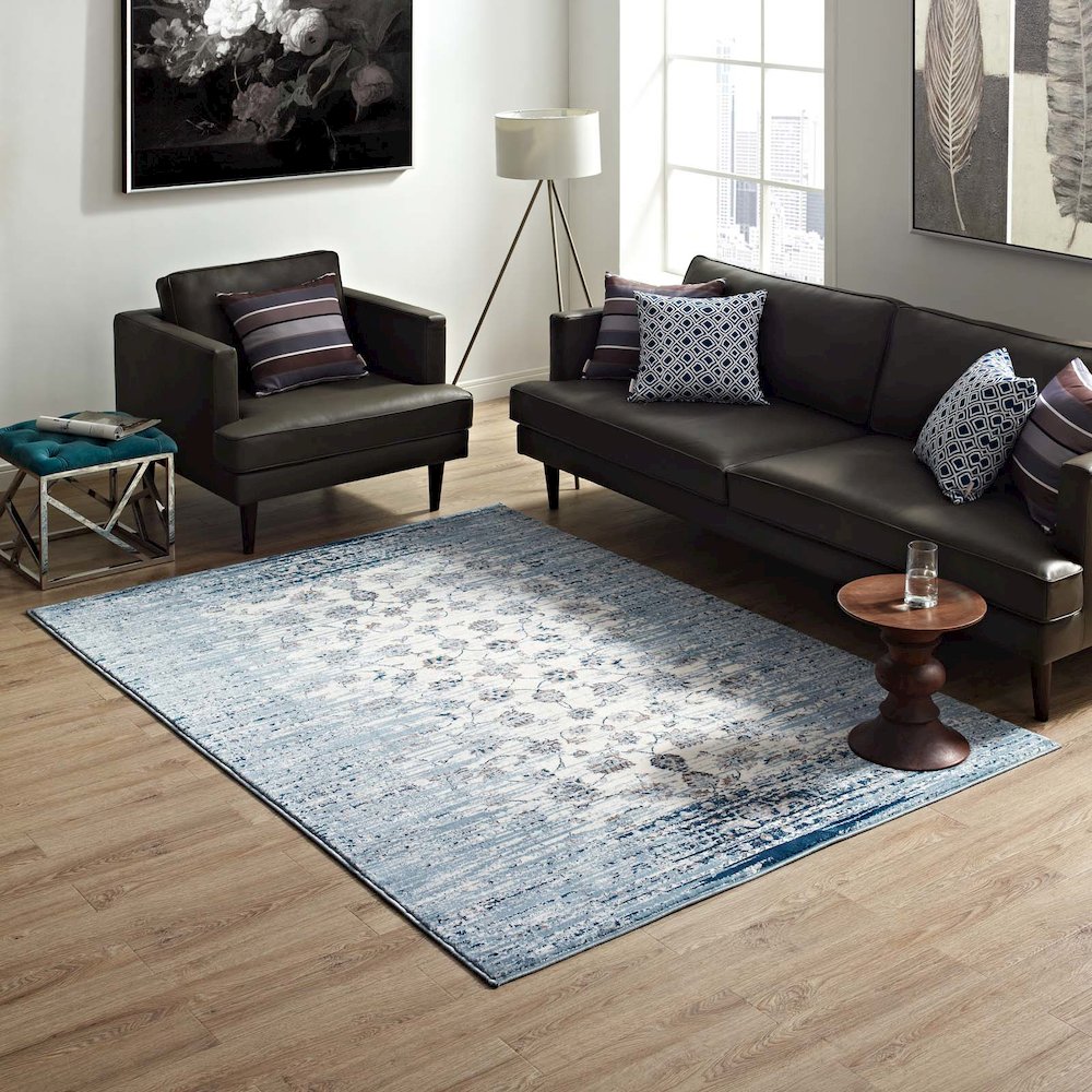 Chiara Distressed Floral Lattice Contemporary 5x8 Area Rug. Picture 5