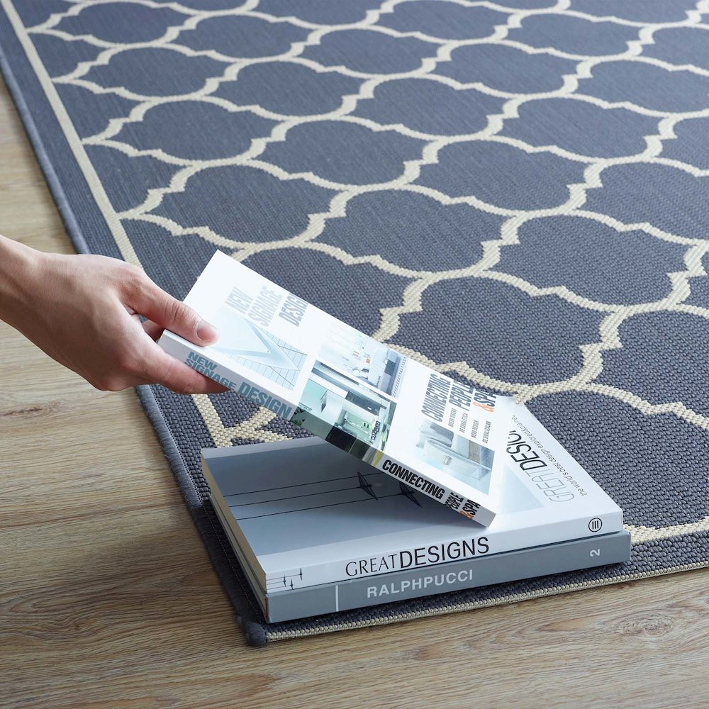 Avena Moroccan Quatrefoil Trellis Indoor and Outdoor 5x8 Area Rug. Picture 8