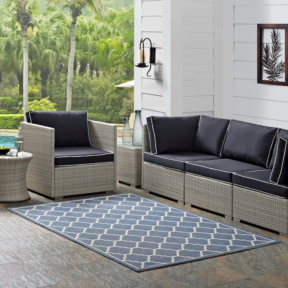 Avena Moroccan Quatrefoil Trellis Indoor and Outdoor 5x8 Area Rug. Picture 5