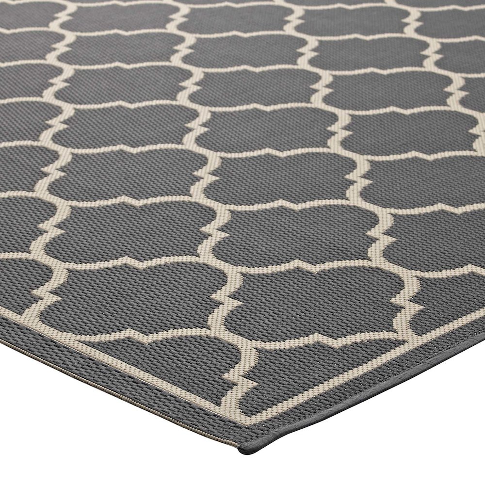 Avena Moroccan Quatrefoil Trellis Indoor and Outdoor 5x8 Area Rug. Picture 3
