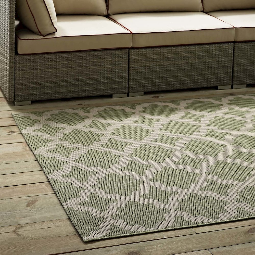 Cerelia Moroccan Trellis Indoor and Outdoor 5x8 Area Rug. Picture 7