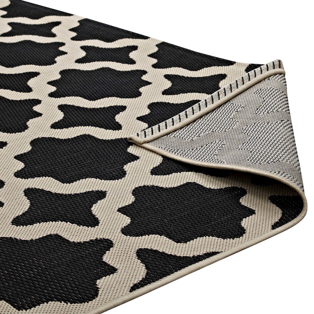 Cerelia Moroccan Trellis Indoor and Outdoor 4x6 Area Rug. Picture 5
