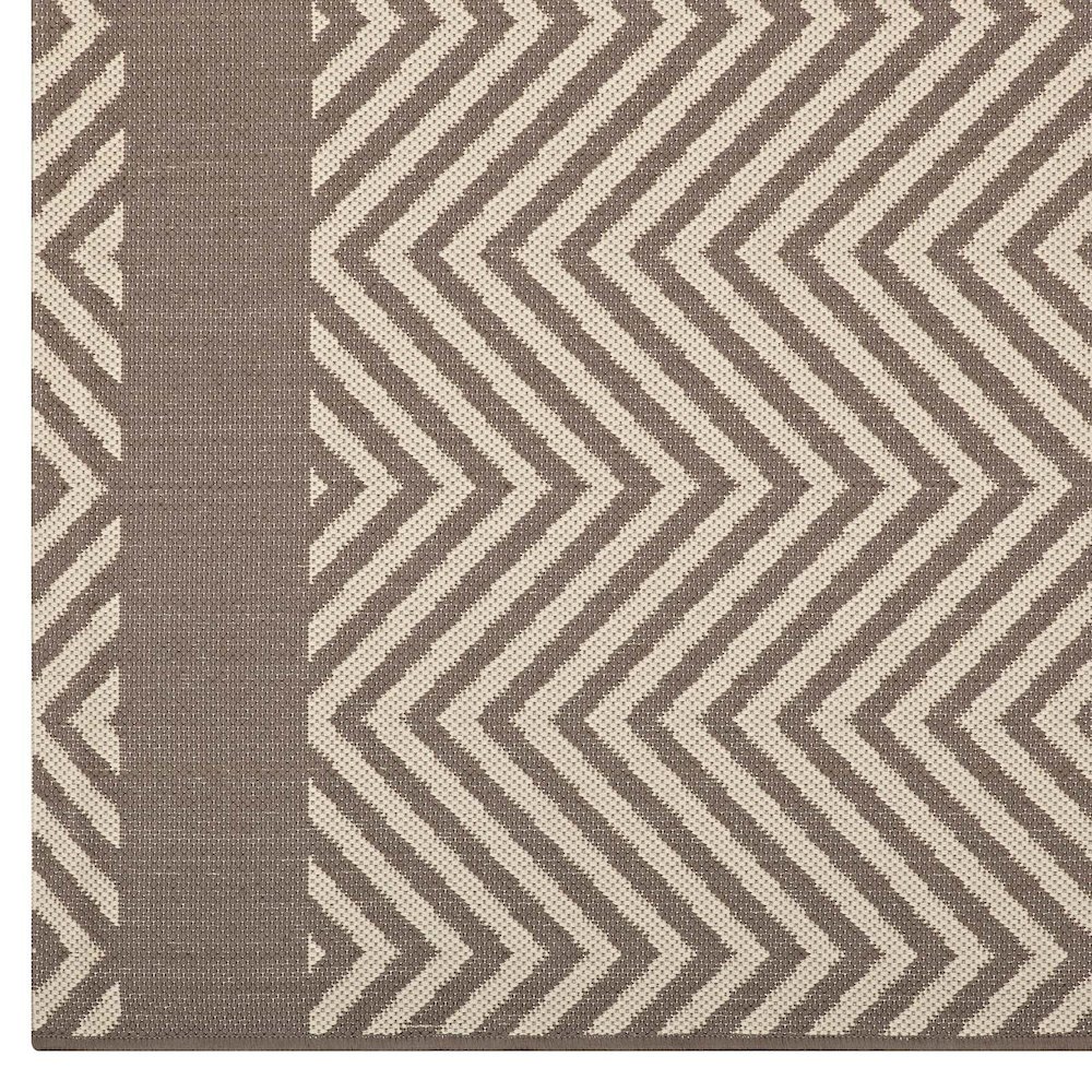 Optica Chevron With End Borders Indoor and Outdoor 5x8 Area Rug. Picture 2