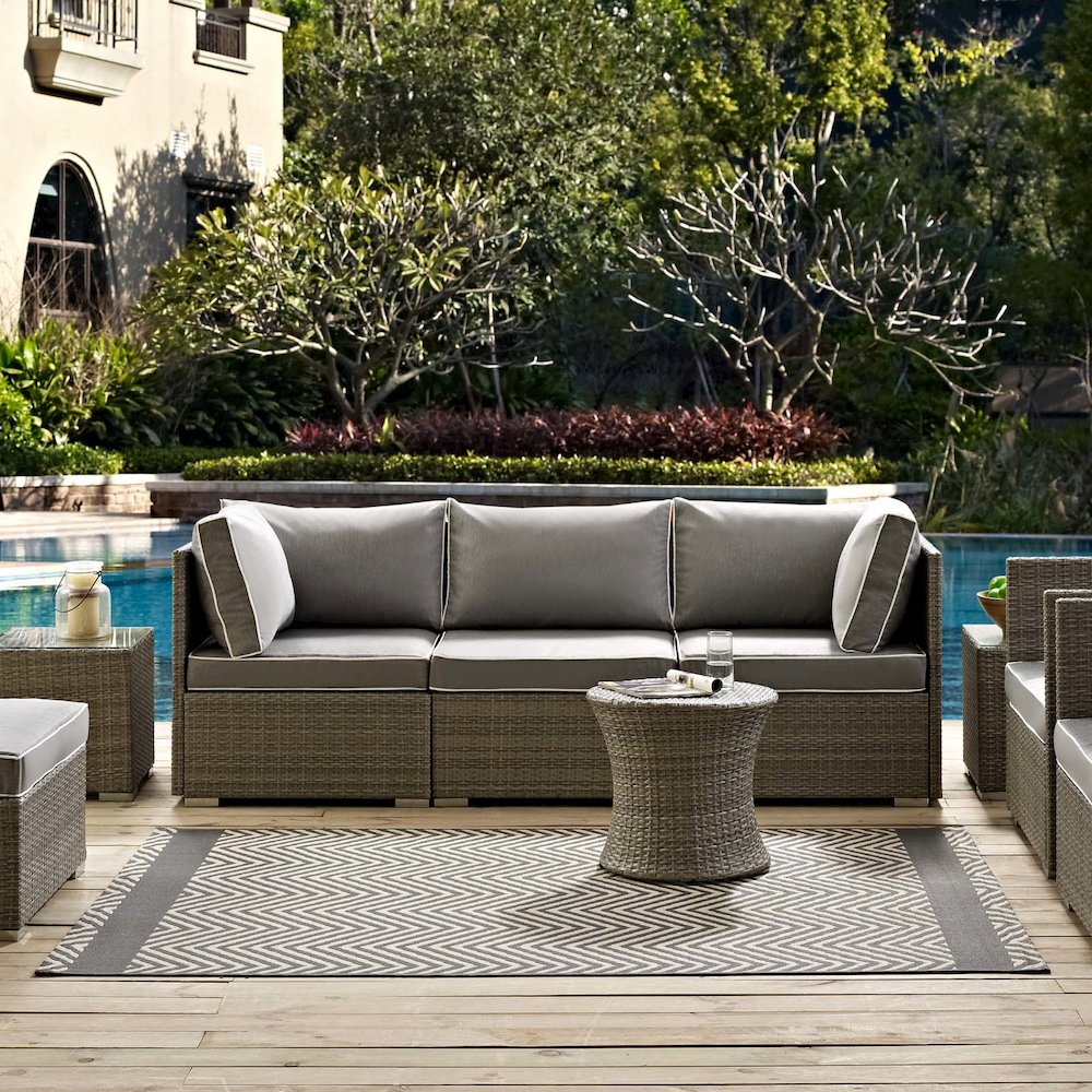 Optica Chevron With End Borders Indoor and Outdoor 5x8 Area Rug. Picture 6
