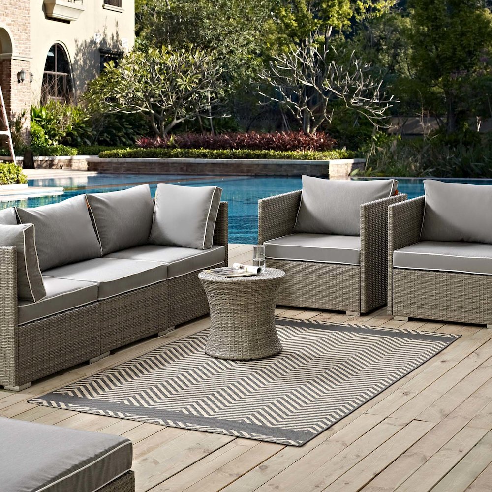 Optica Chevron With End Borders Indoor and Outdoor 5x8 Area Rug. Picture 5