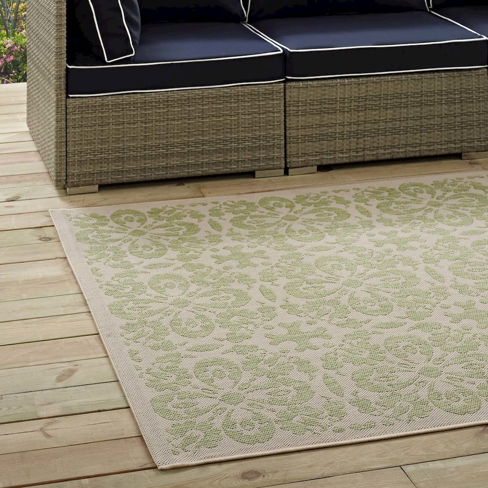 Ariana Vintage Floral Trellis Indoor and Outdoor 5x8 Area Rug. Picture 7