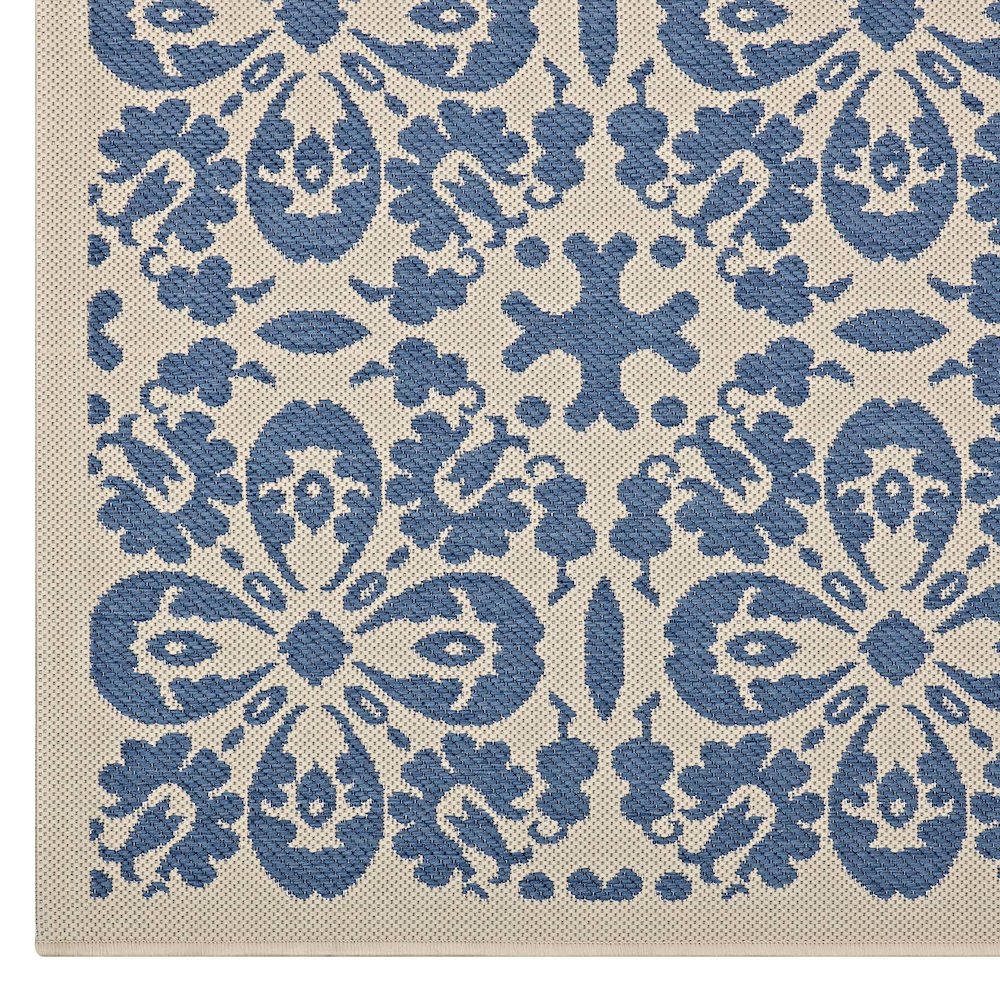 Ariana Vintage Floral Trellis Indoor and Outdoor 5x8 Area Rug. Picture 2
