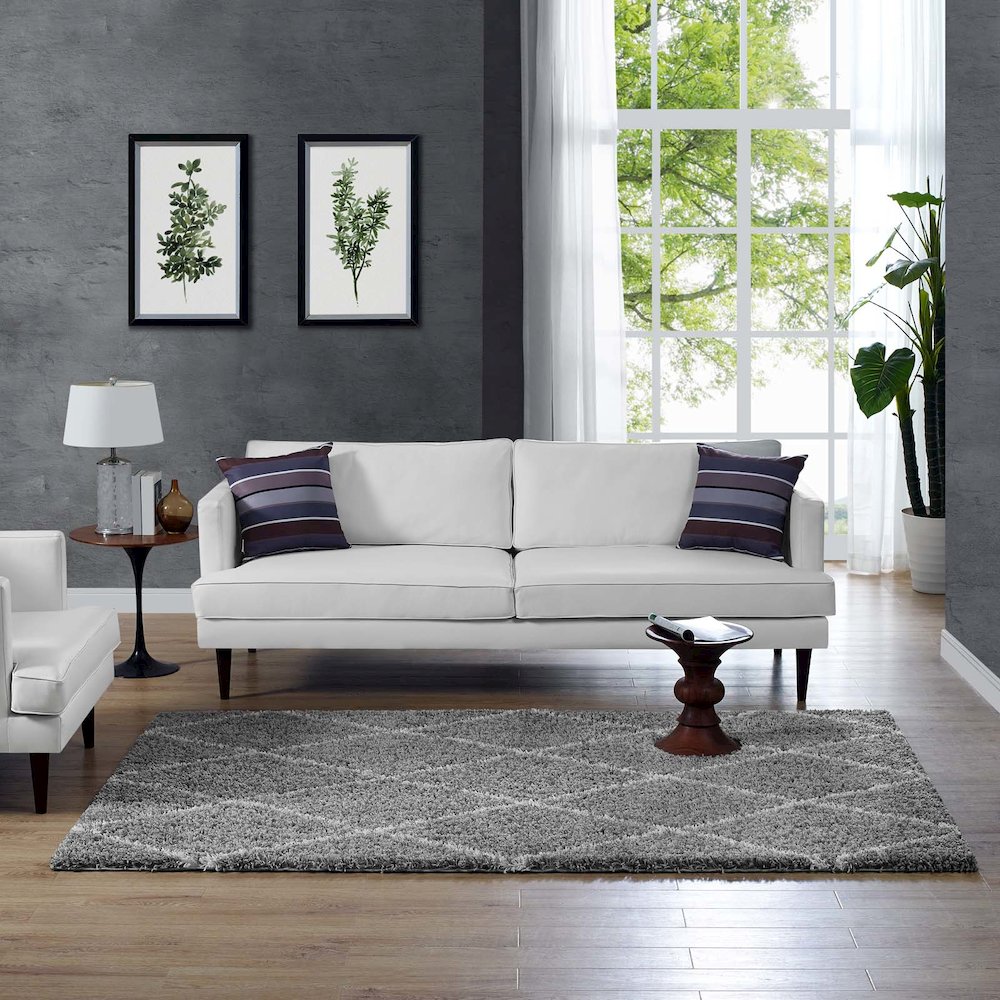 Toryn Diamond Lattice 5x8 Shag Area Rug. Picture 6