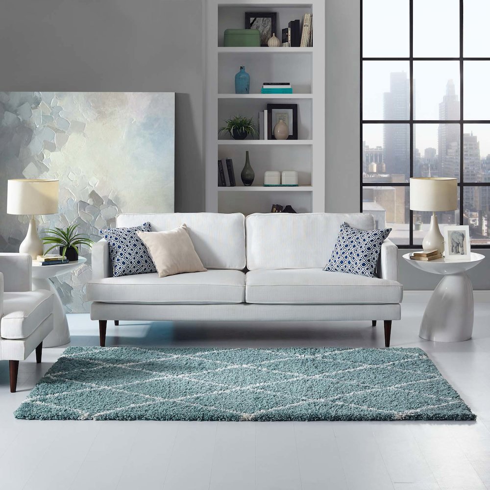 Toryn Diamond Lattice 5x8 Shag Area Rug. Picture 6