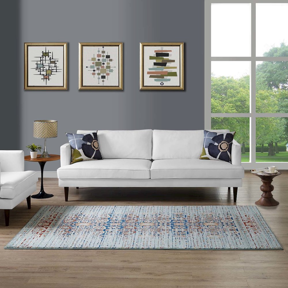 Naria Distressed Vintage Medallion 5x8 Area Rug. Picture 6