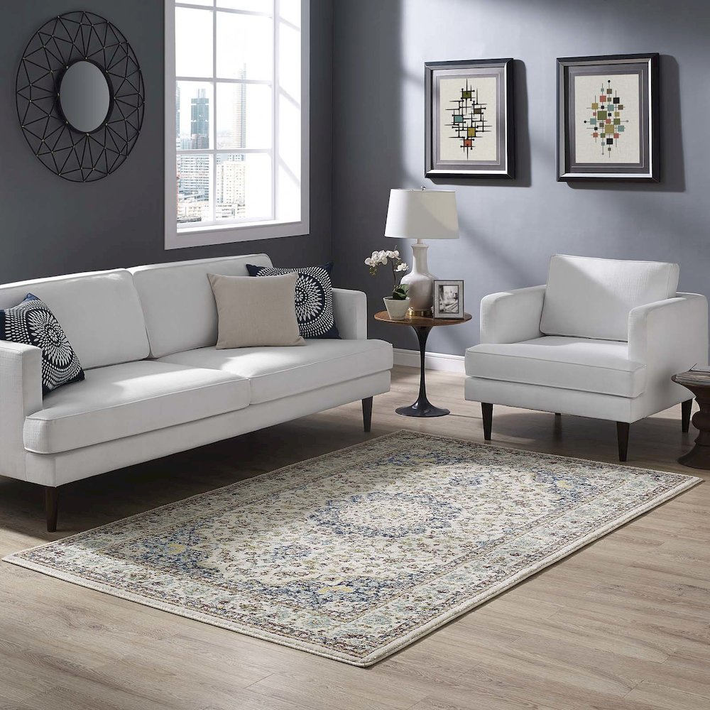 Meryam Distressed Vintage Medallion 5x8 Area Rug. Picture 5