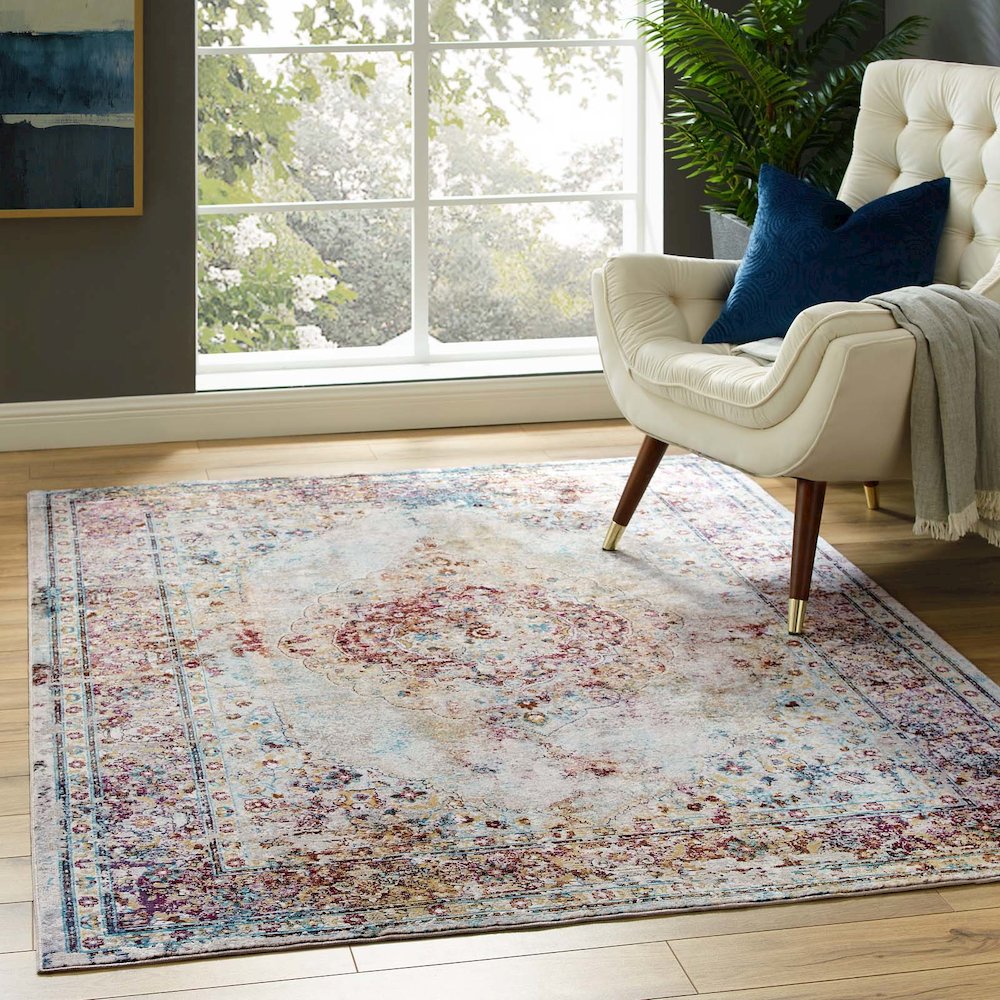 Success Merritt Transitional Distressed Floral Vintage Medallion 5x8 Area Rug. Picture 5