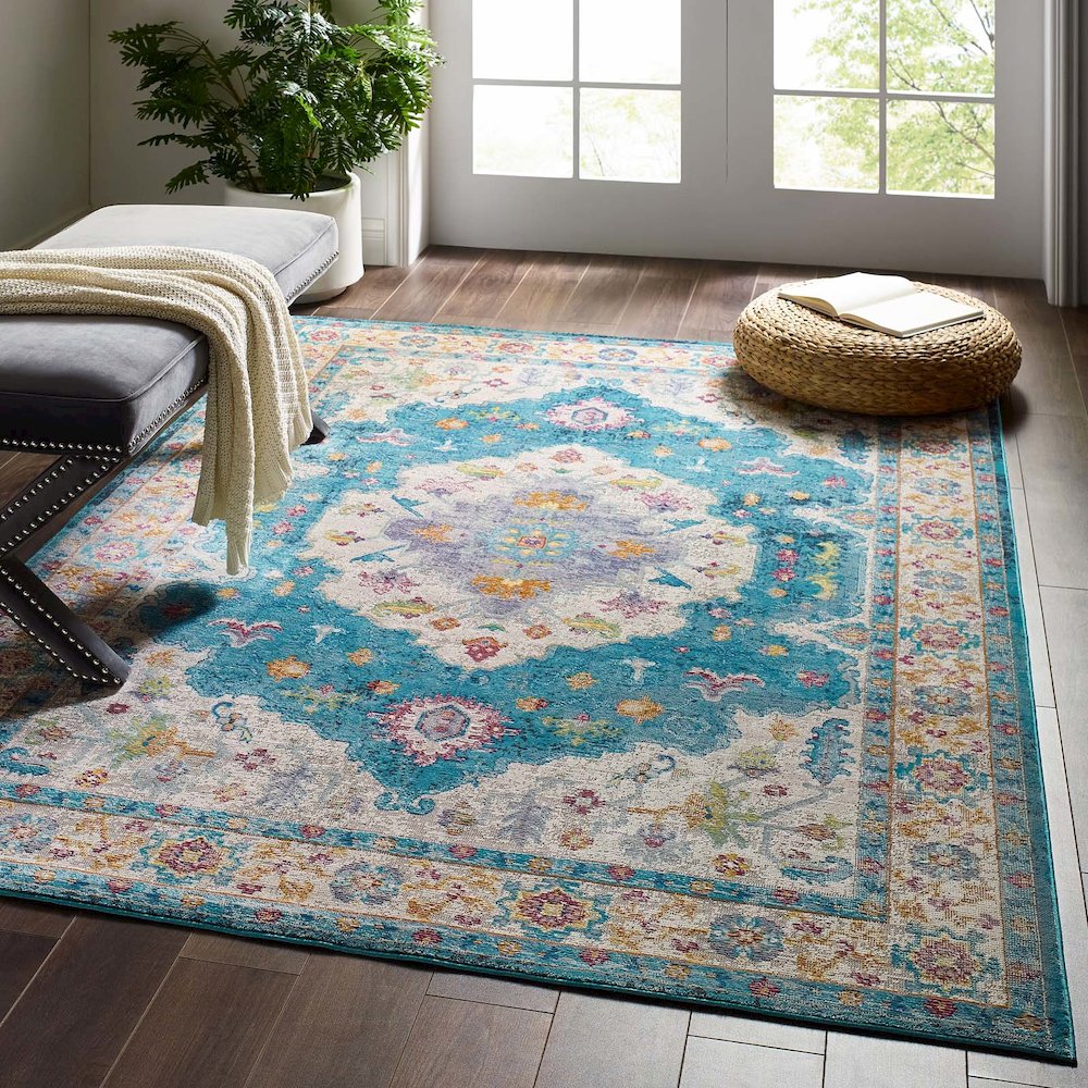 Success Anisah Distressed Floral Vintage Medallion 5x8 Area Rug. Picture 5